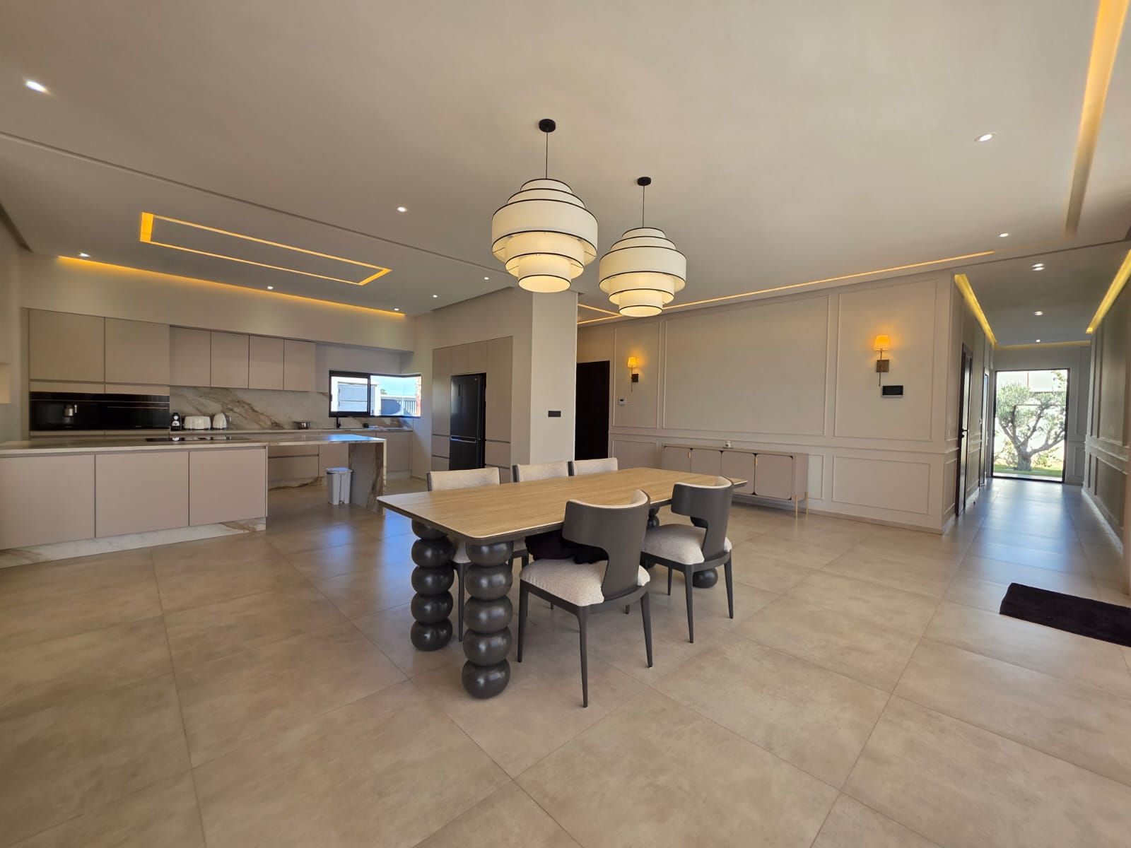 VILLA PLAIN-PIED MEUBLÉE À VENDRE – MARRAKECH — 4