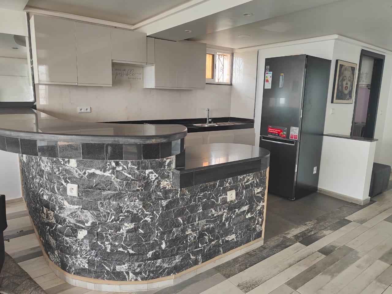 Dar bouazza, tamaris, location étage de villa semi meublé 2CH — 3