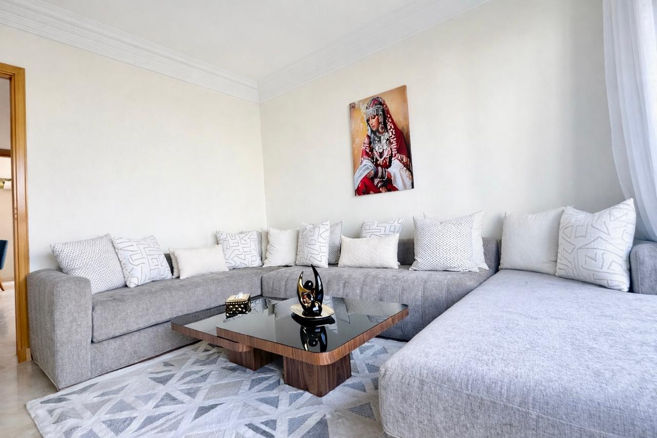Bel appartement de standing meublé à louer — 2