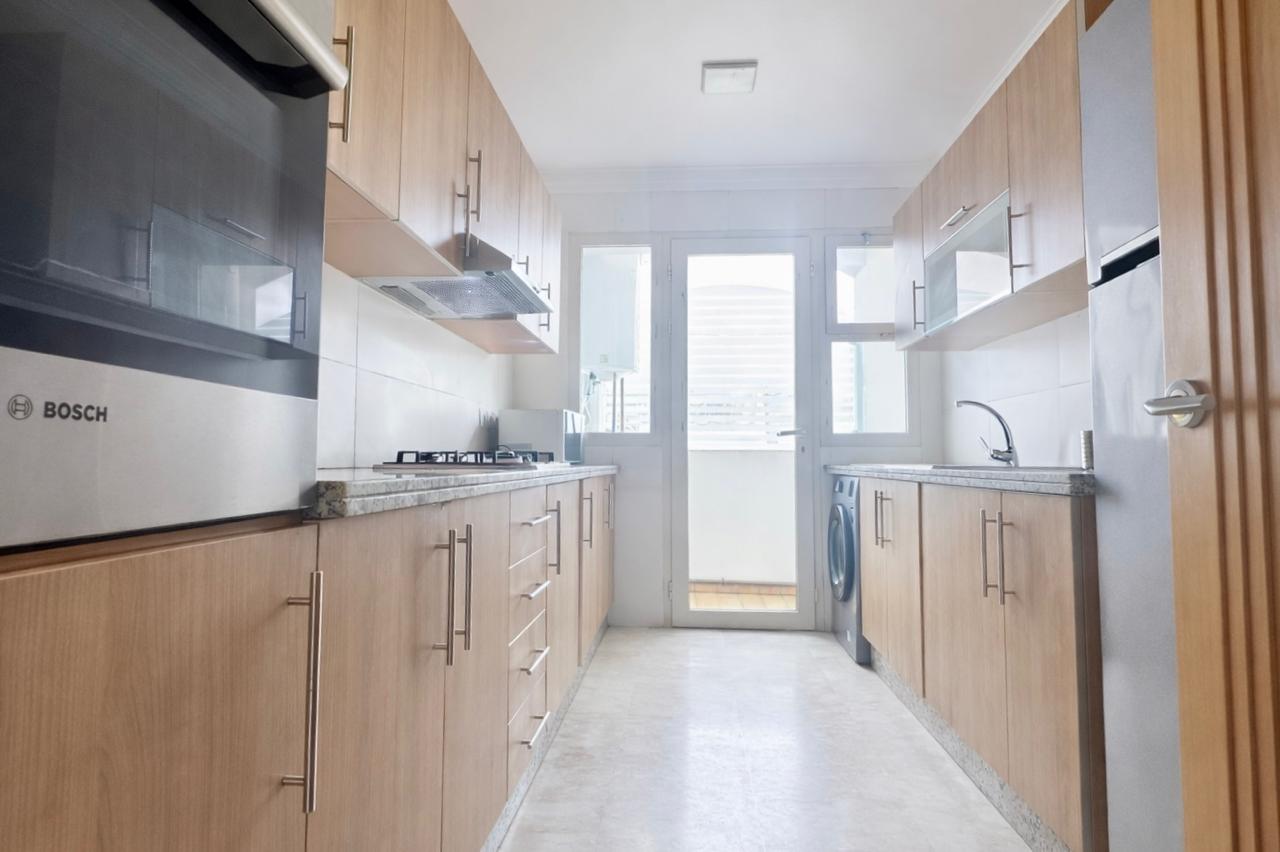 Bel appartement de standing meublé à louer — 5
