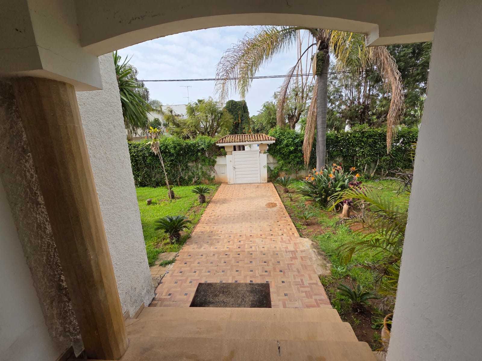 Villa f Souissi — 7