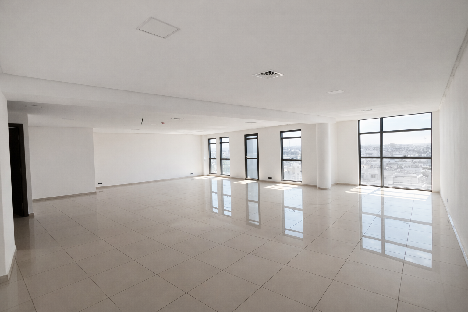 Bureau 84 m² à Abdelmoumen — 3