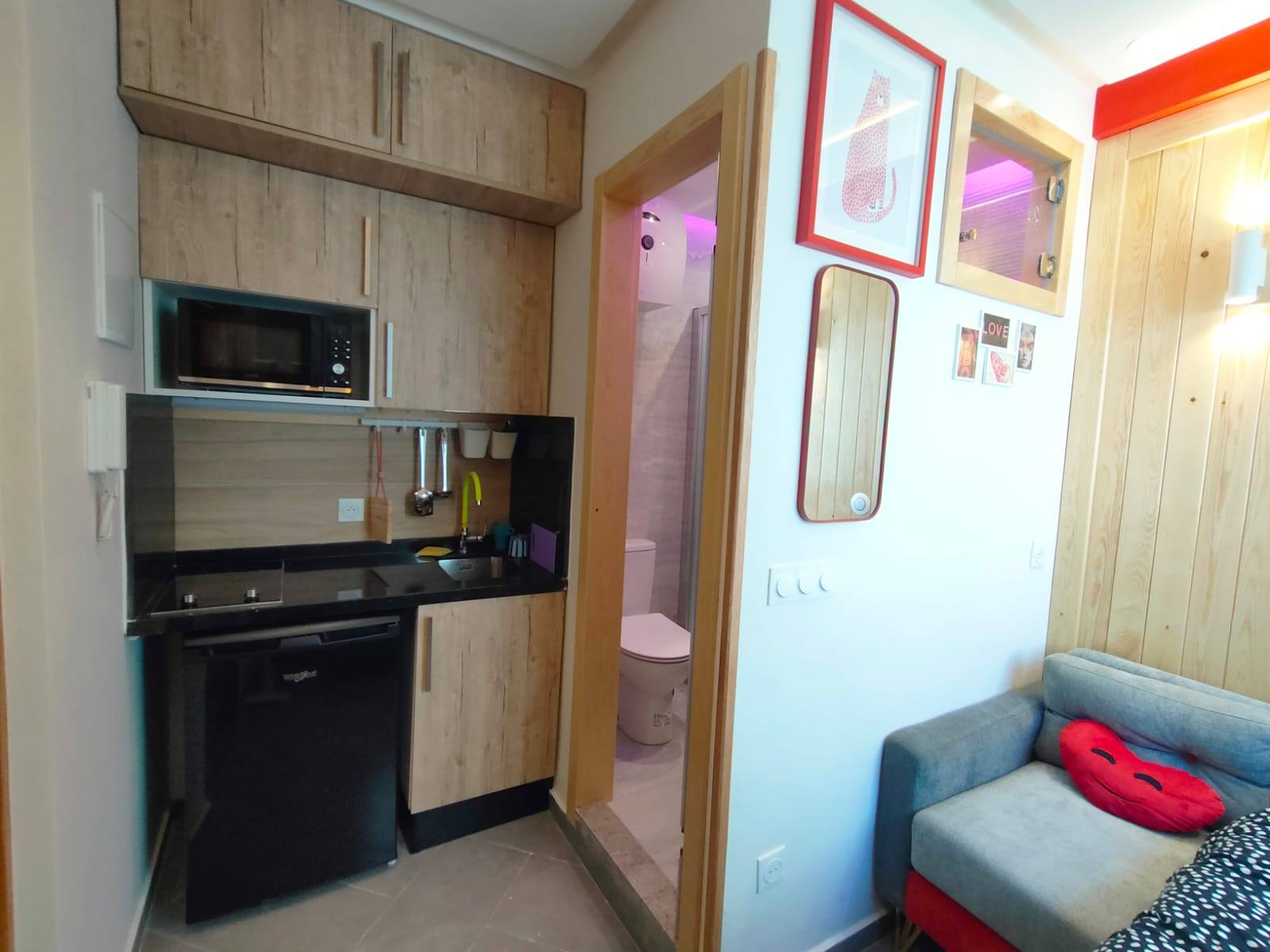 Studio meublé Fille Bourgogne Zerktouni 3500 Dh — 4