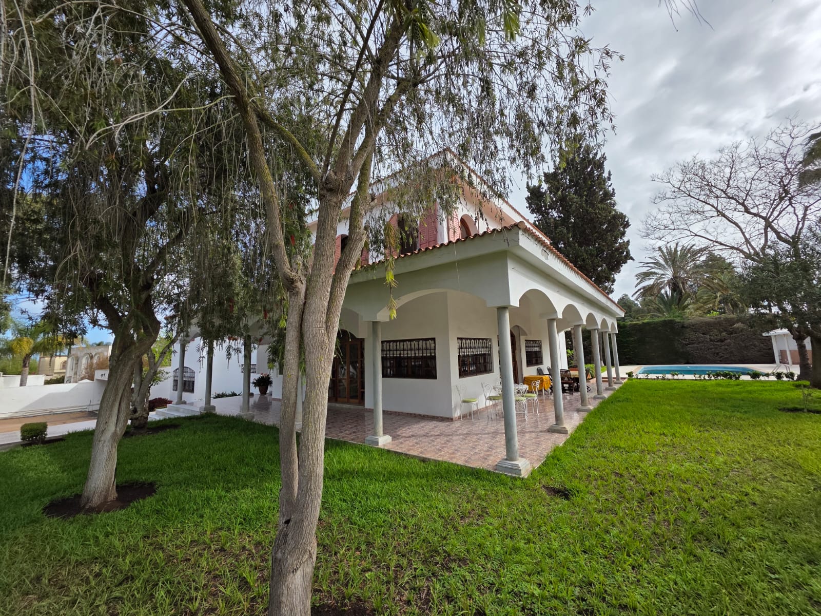 Coquette villa provençale à vendre (Souissi) — 3