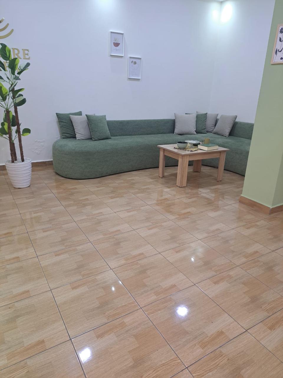 Salon d'est thèque à louer 60 m² Gueliz — 3