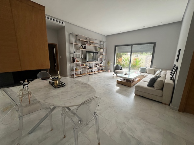 Dar Bouazza – Exceptionnel Rez-de-Jardin en location 3 CH