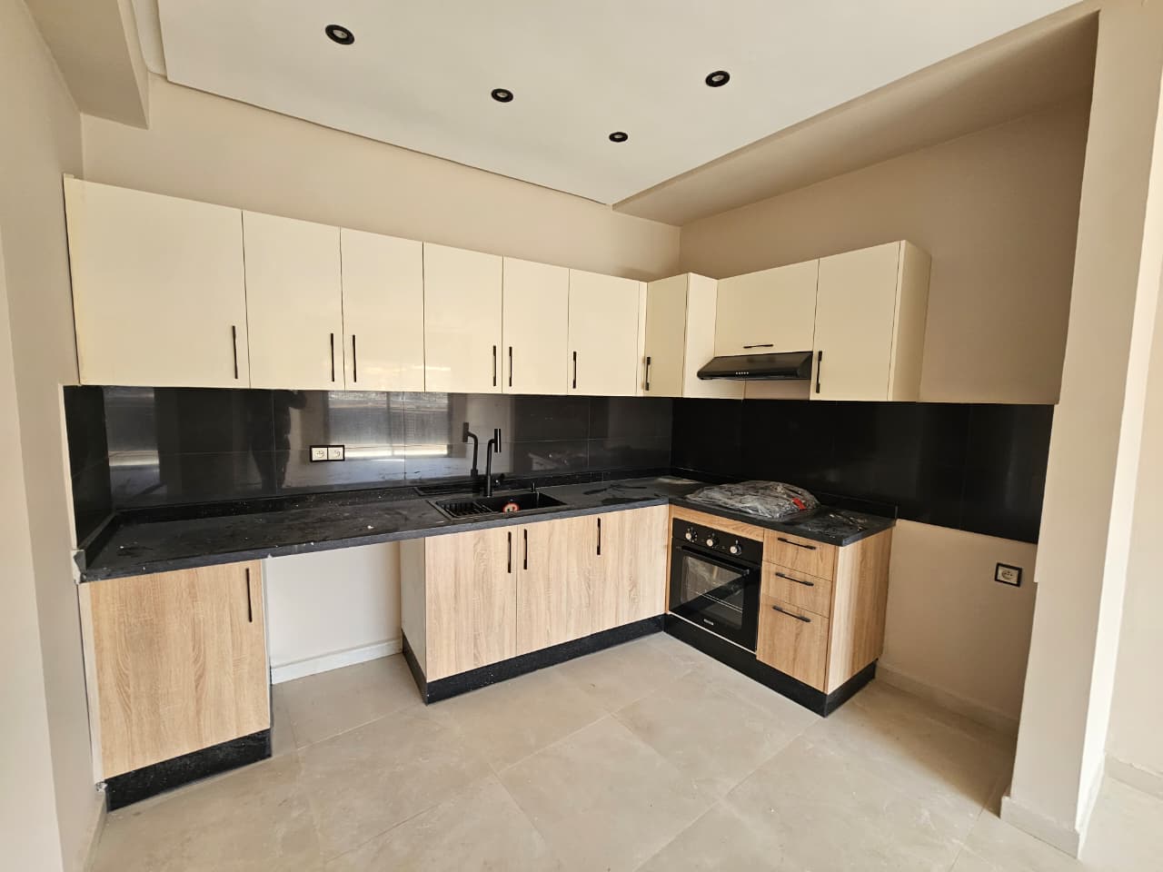 APPARTEMENT CONTEMPORAIN NEUF  GUÉLIZ, MARRAKECH