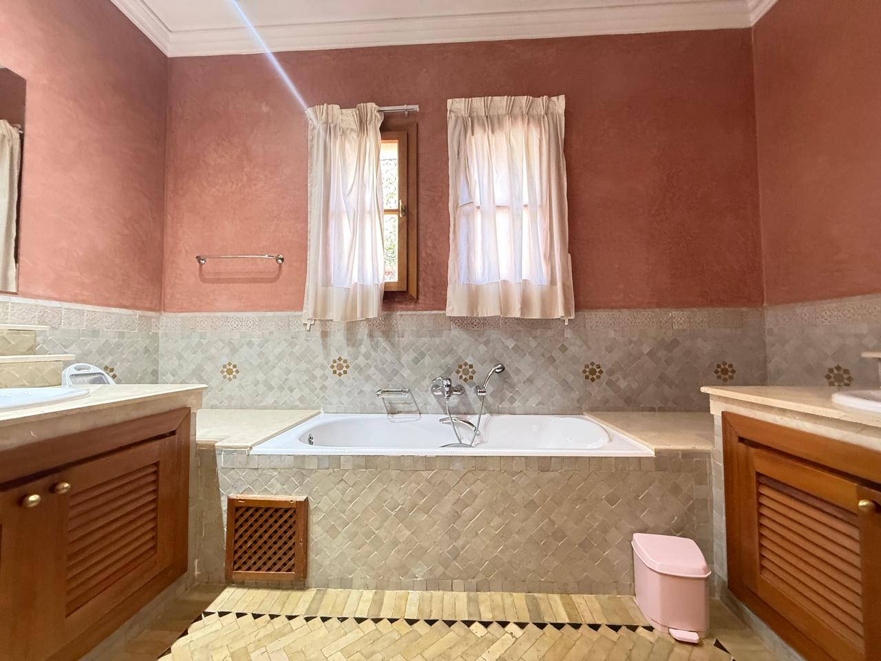 Villa 1190 m² à Amelkis — 8