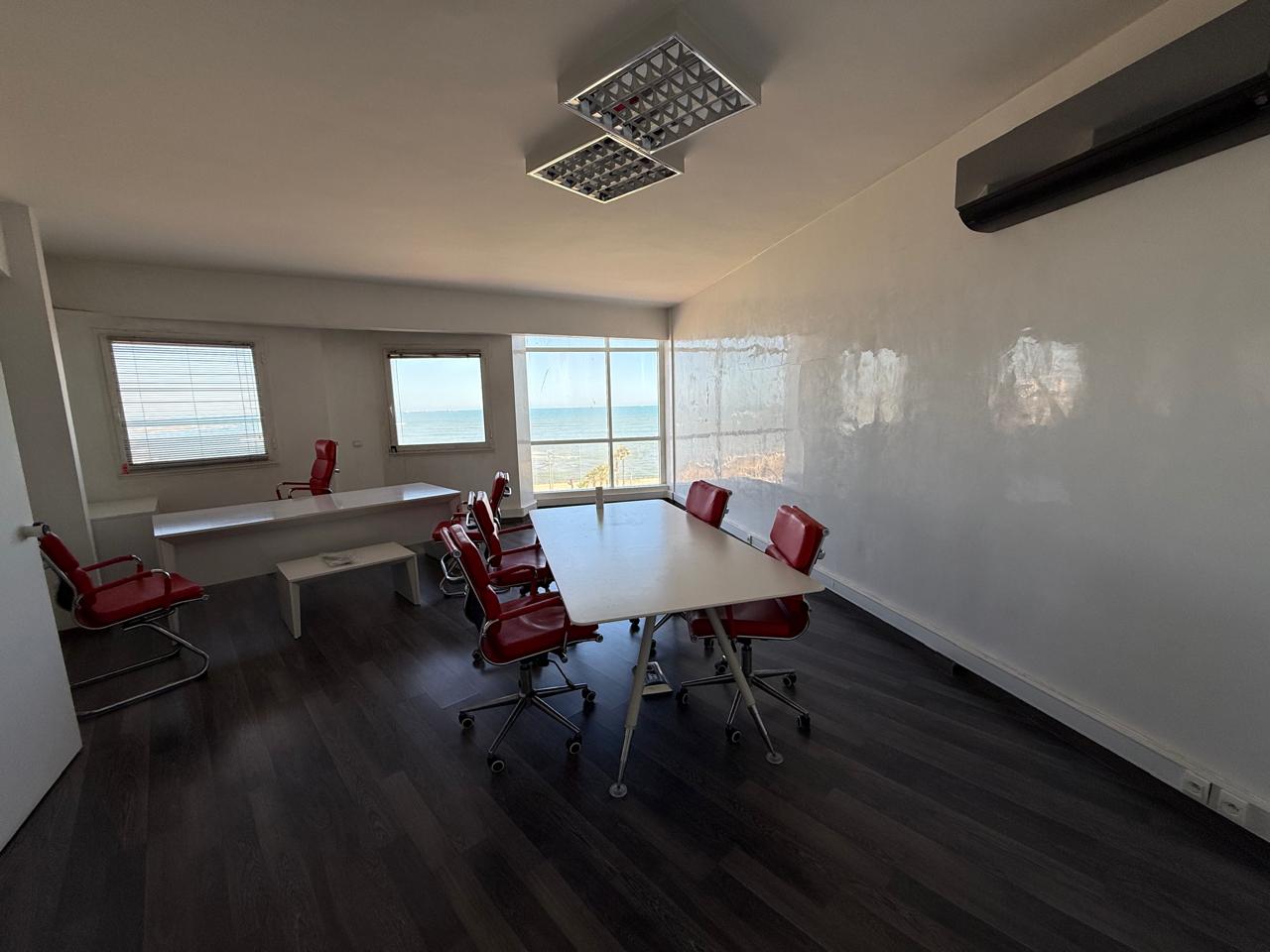 Ain Diab – Plateaux de bureaux avec vue mer à louer sur la Corniche — 2