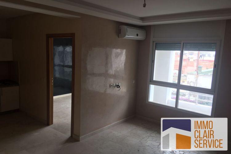 Bel Appartement chambre salon (bas Agdal)