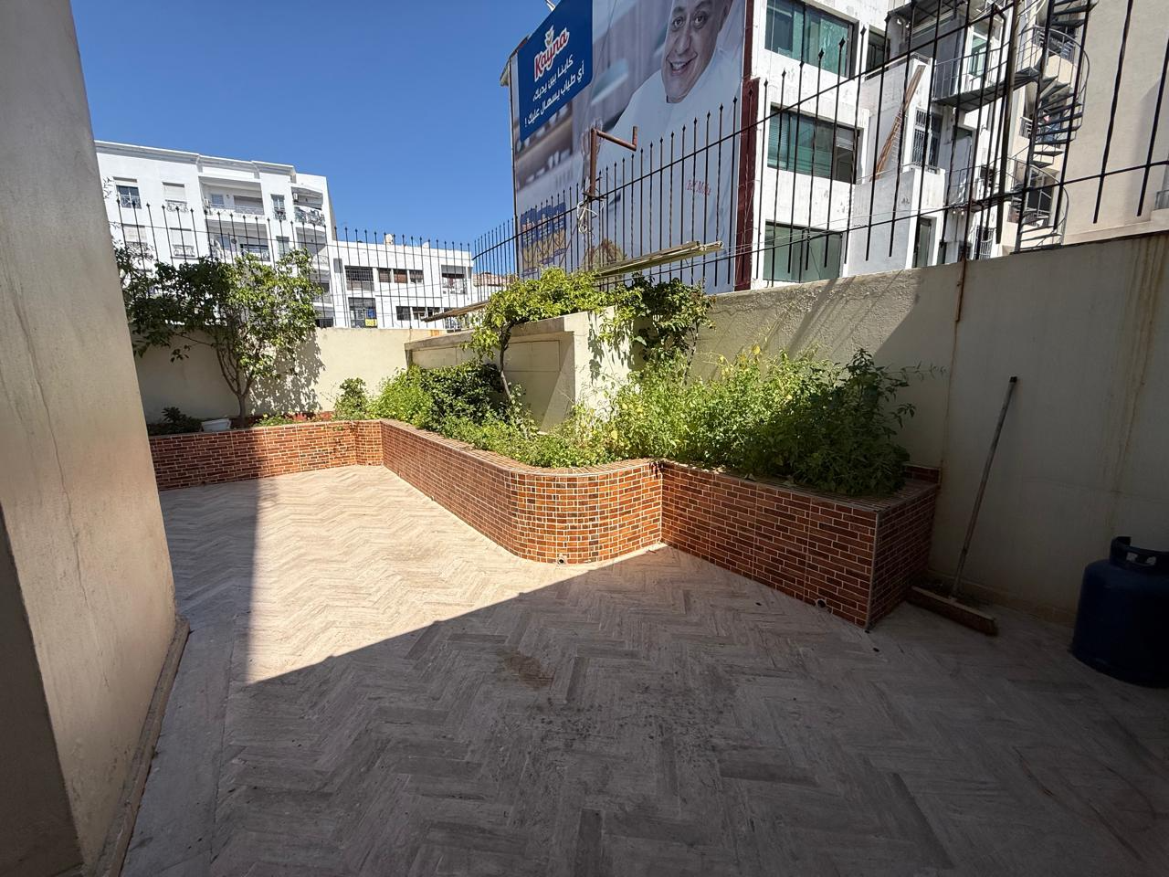Socrate – Joli appartement avec errasse 3 CH