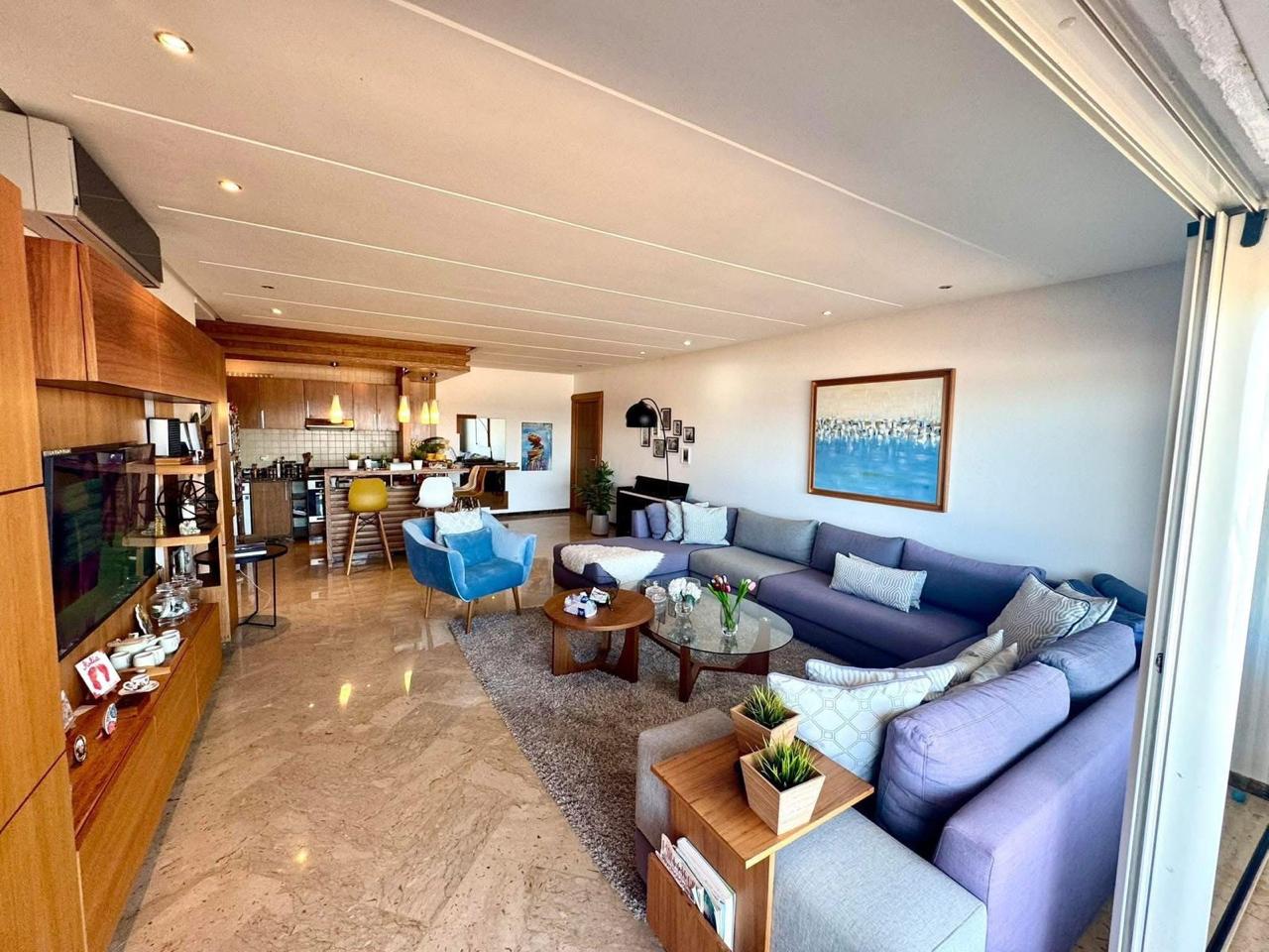 À Vendre à Dar Bouazza : Superbe Appartement Meublé avec Vue Mer  2CH — 6