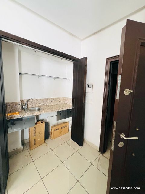 Centre ville: Bureau professionnel. — 3