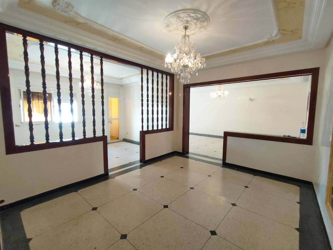 Appartement vide 163m² Anfa 7000 Dh — 3