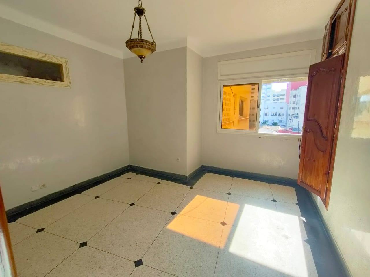 Appartement vide 163m² Anfa 7000 Dh — 6