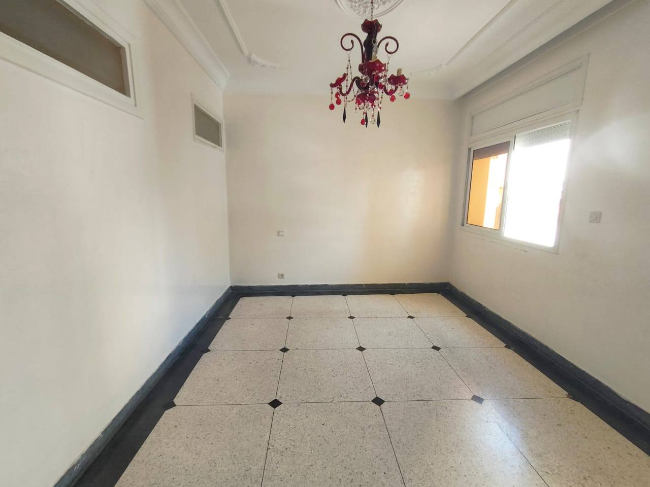 Appartement vide 163m² Anfa 7000 Dh — 4