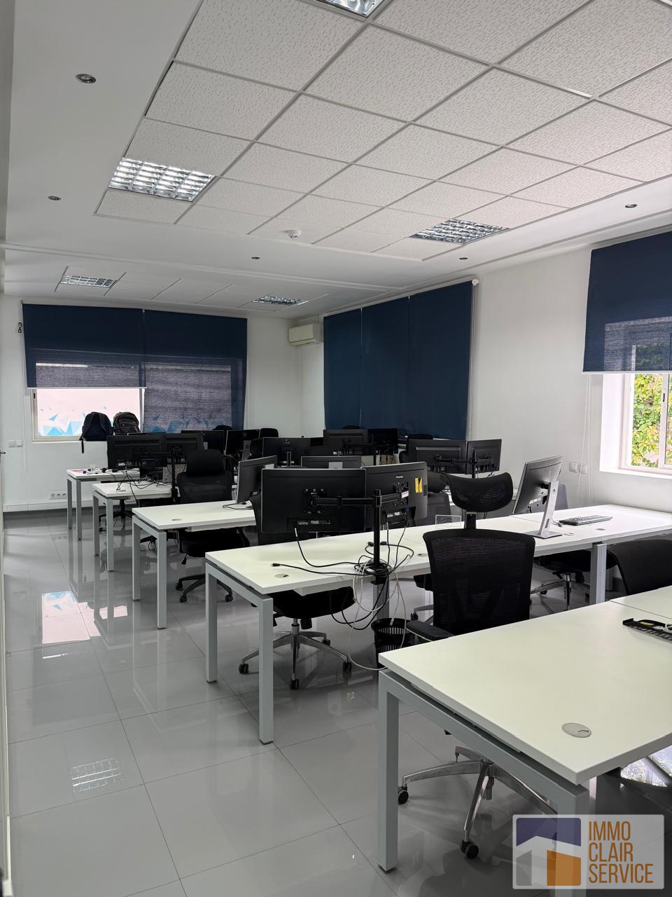 LOCATION VILLA À USAGE BUREAU AGDAL - RABAT — 2