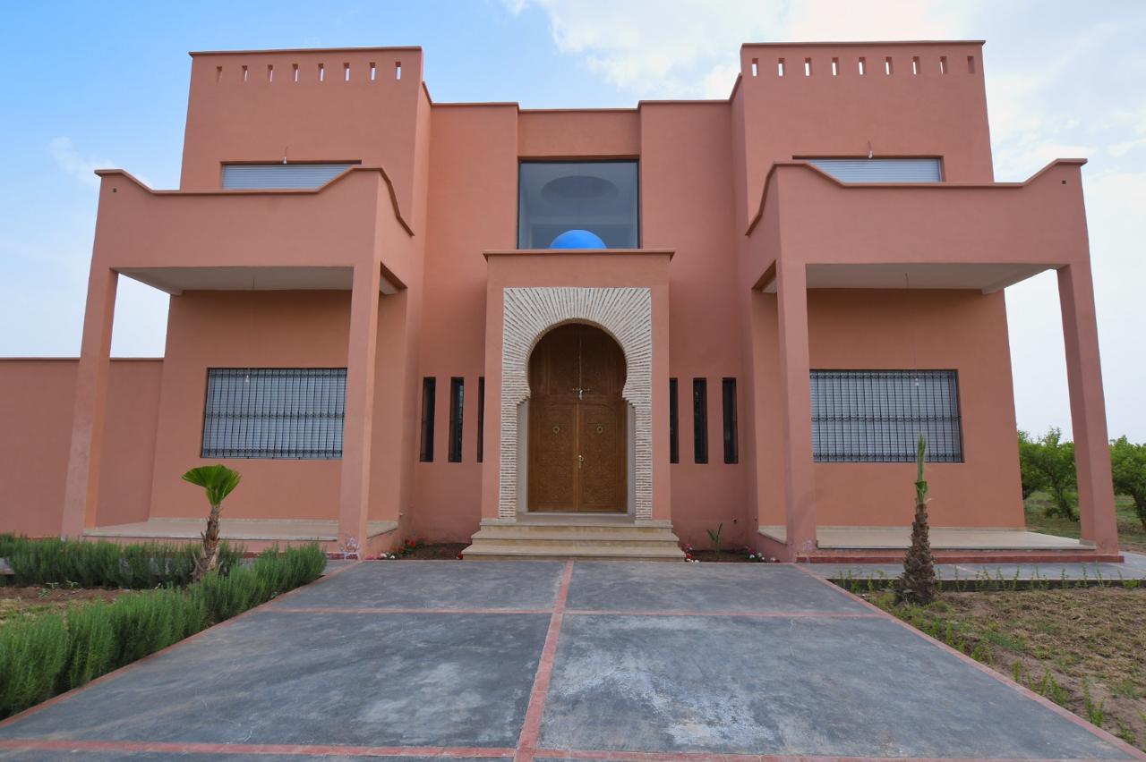 Magnifique Villa à Vendre près de Marrakech sur 2 hectares de terrain