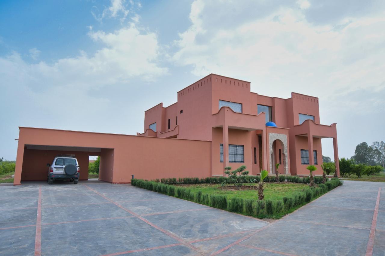 Magnifique Villa à Vendre près de Marrakech sur 2 hectares de terrain — 2