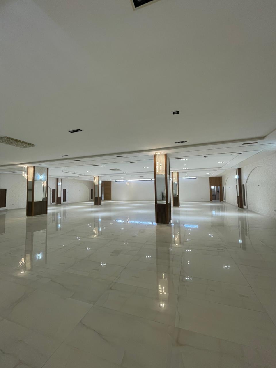 Immeuble Commercial Premium à louer à Rabat — 4