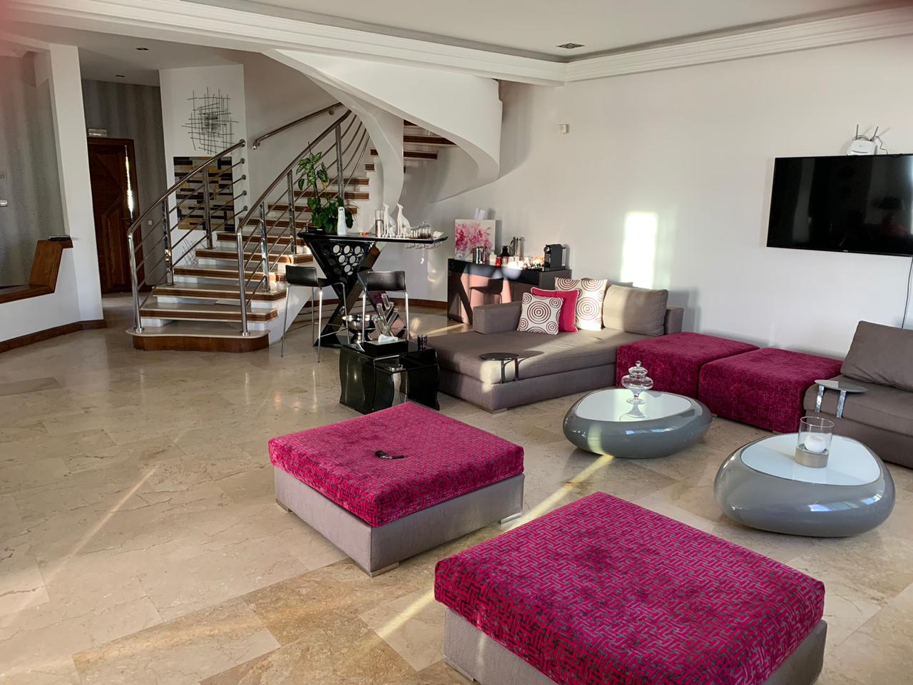 Belle villa à louer en première ligne (Harhoura plage) — 5