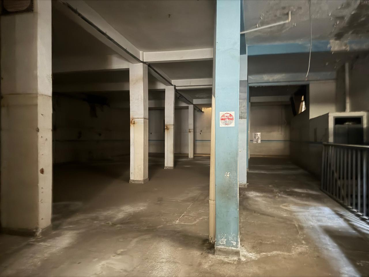 Local commercial en vente à Maarif Extension