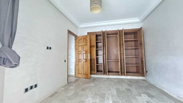 Appartement 213 m² à Bourgogne — 8