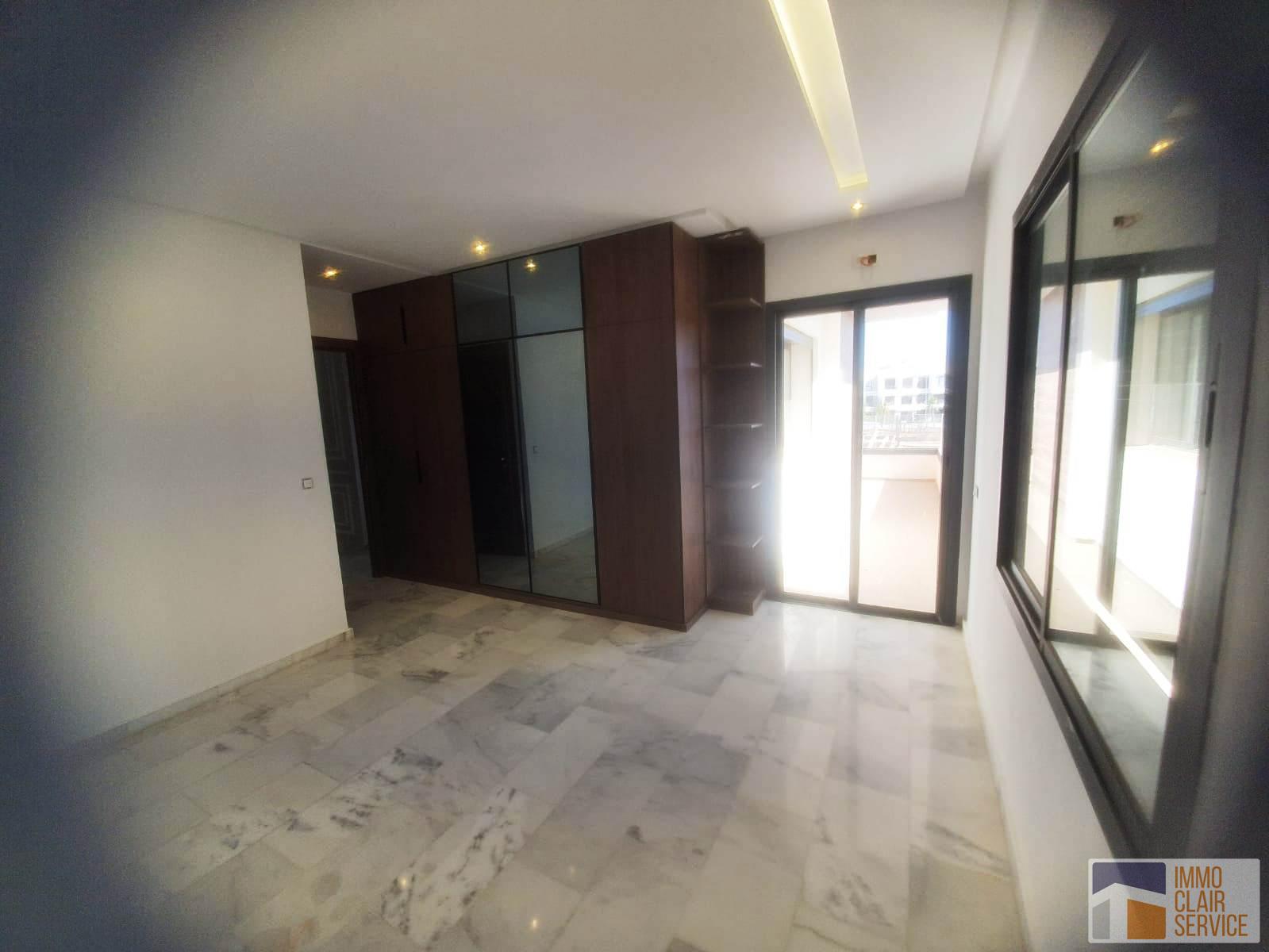 Appartement en location dans une résidence fermée — 2