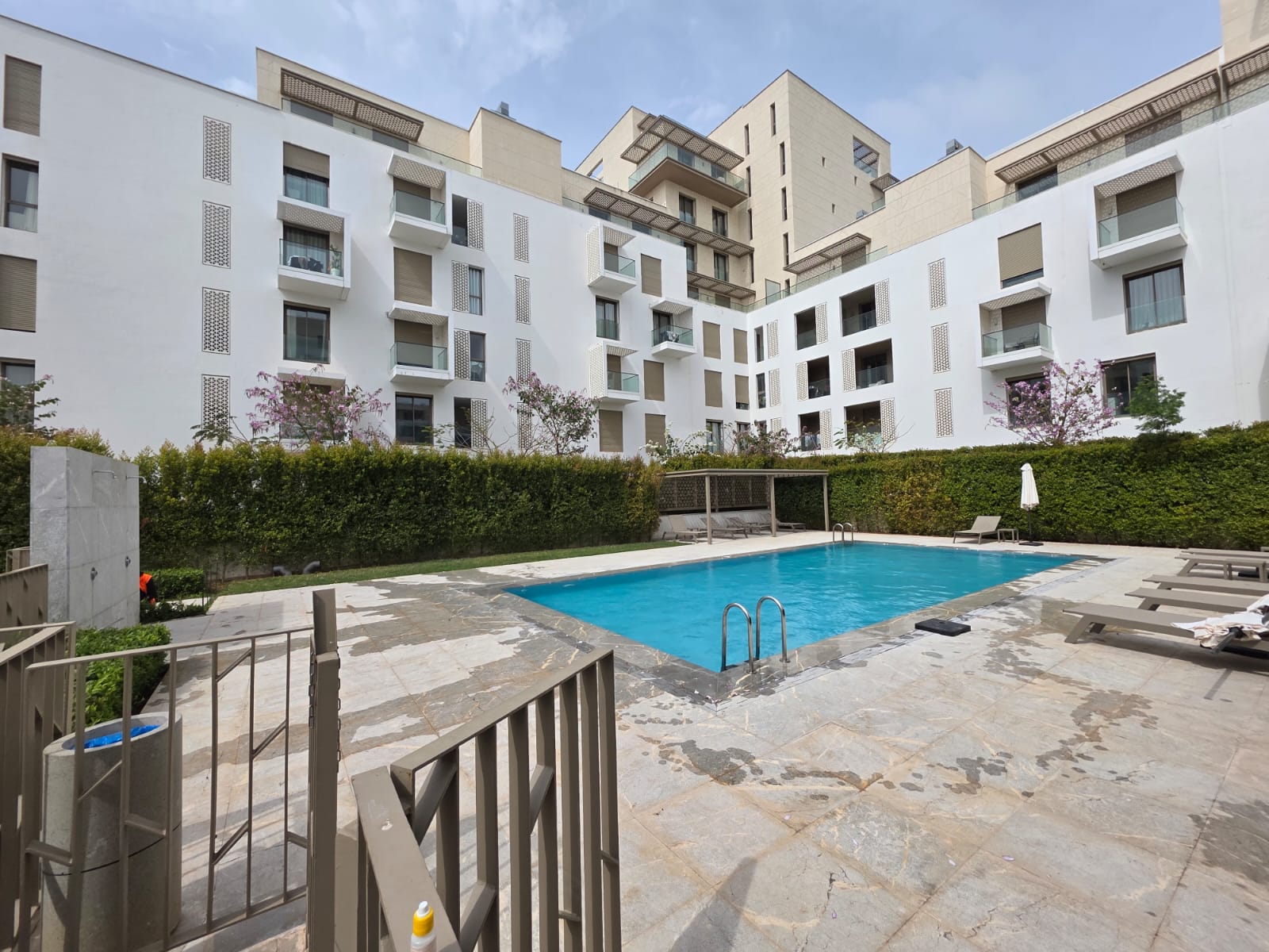 Appartement (au 4ème étage) haut standing, neuf en location — 2