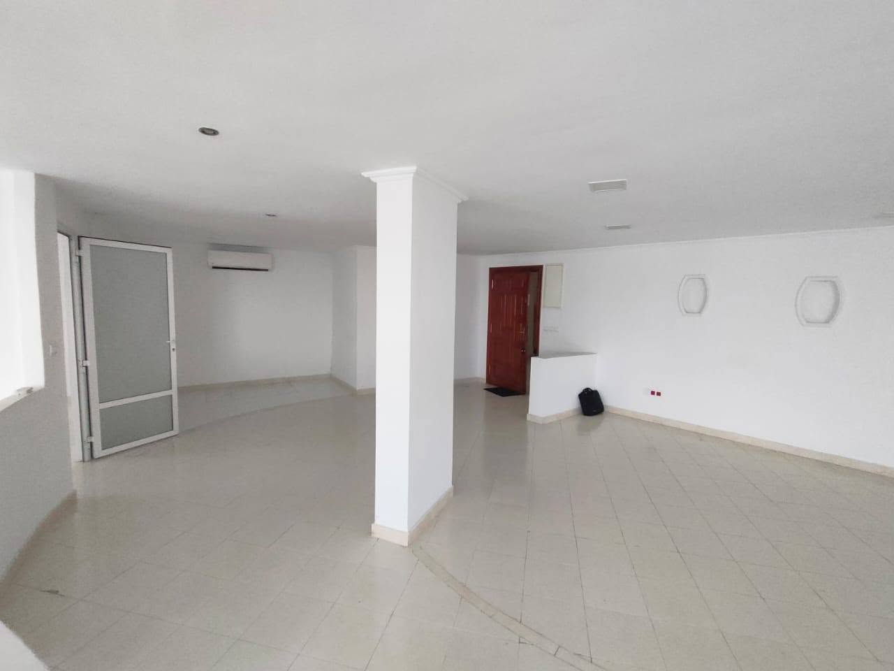 Plateau Bureau 105m² Beauséjour 12500 dh — 6