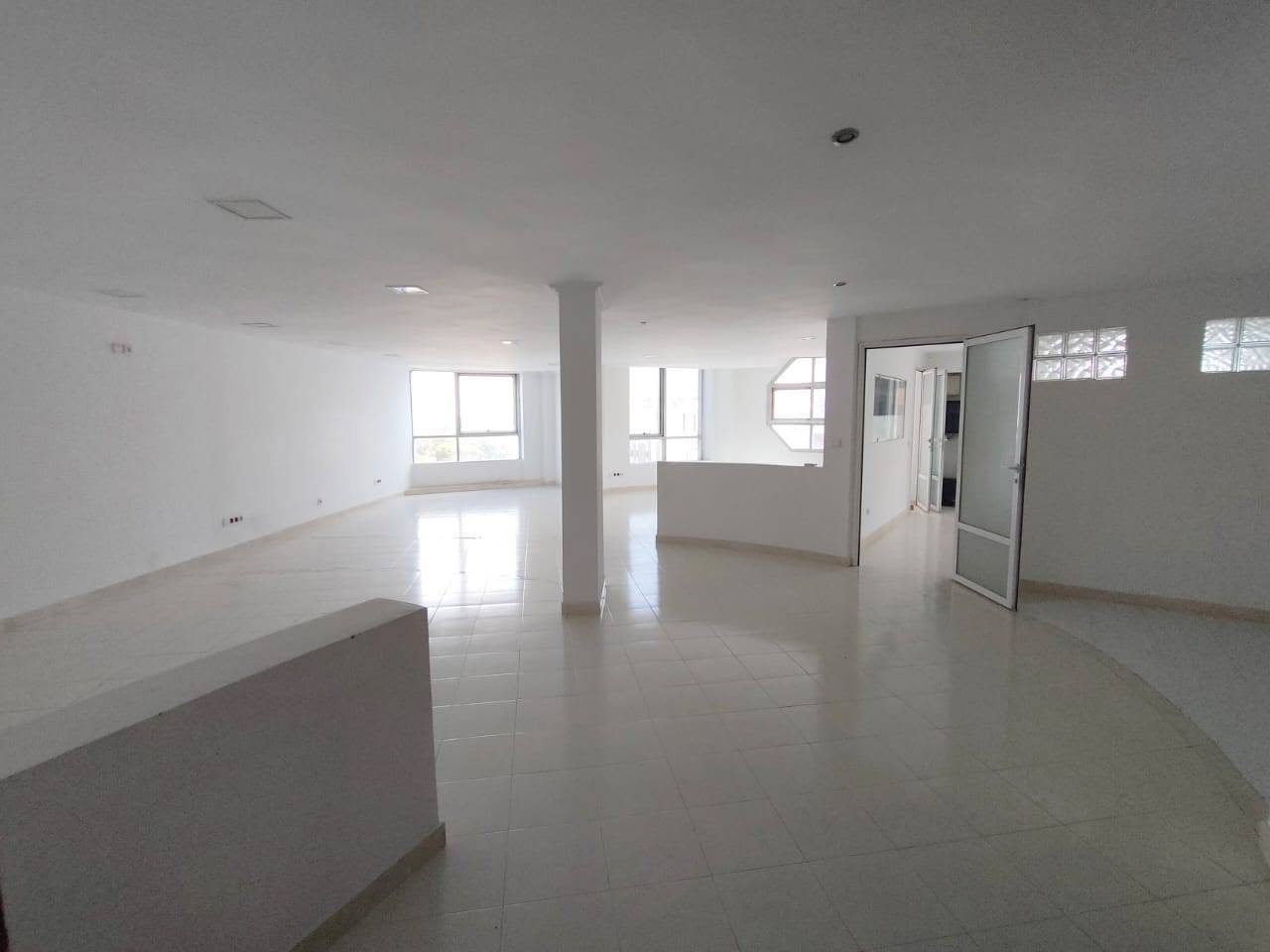 Plateau Bureau 105m² Beauséjour 12500 dh — 2