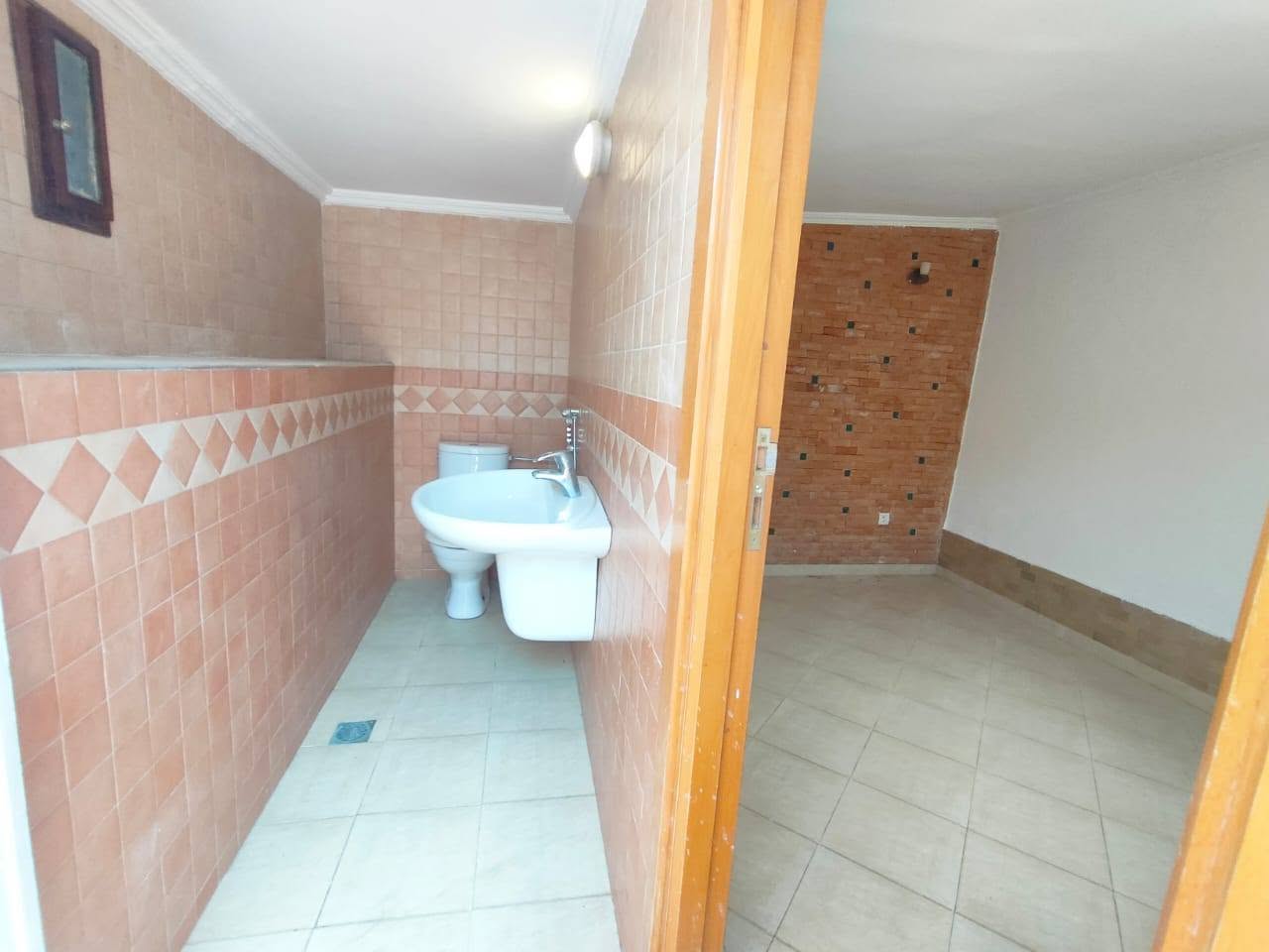 Maison 82m² Ain Diab 7000 dh — 6