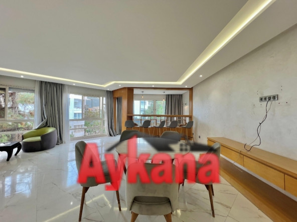 Appartement 214 m² à Hay Riad — 2