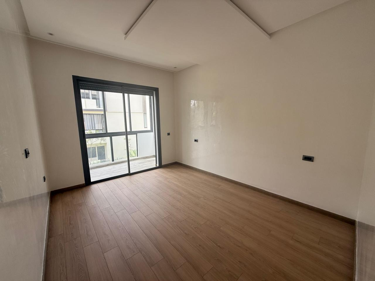 Dar Bouazza – Location d’un Bel Appartement Neuf 3 CH — 5