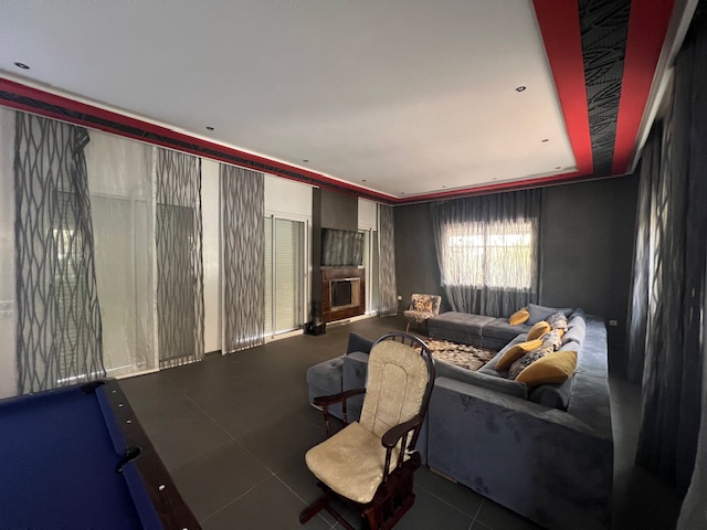Oued Merzeg – Superbe Villa d’Angle à Louer VIDE 5CH — 5