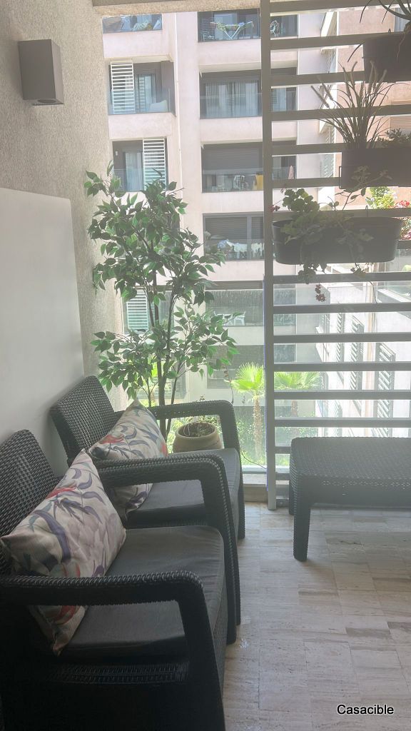 CFC: Location appartement meublé 2 chambres, terrasse.