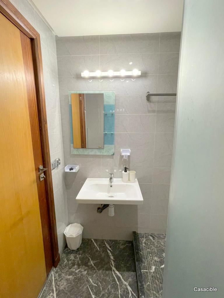 Maarif: Location studio meublé, petit balcon. — 5