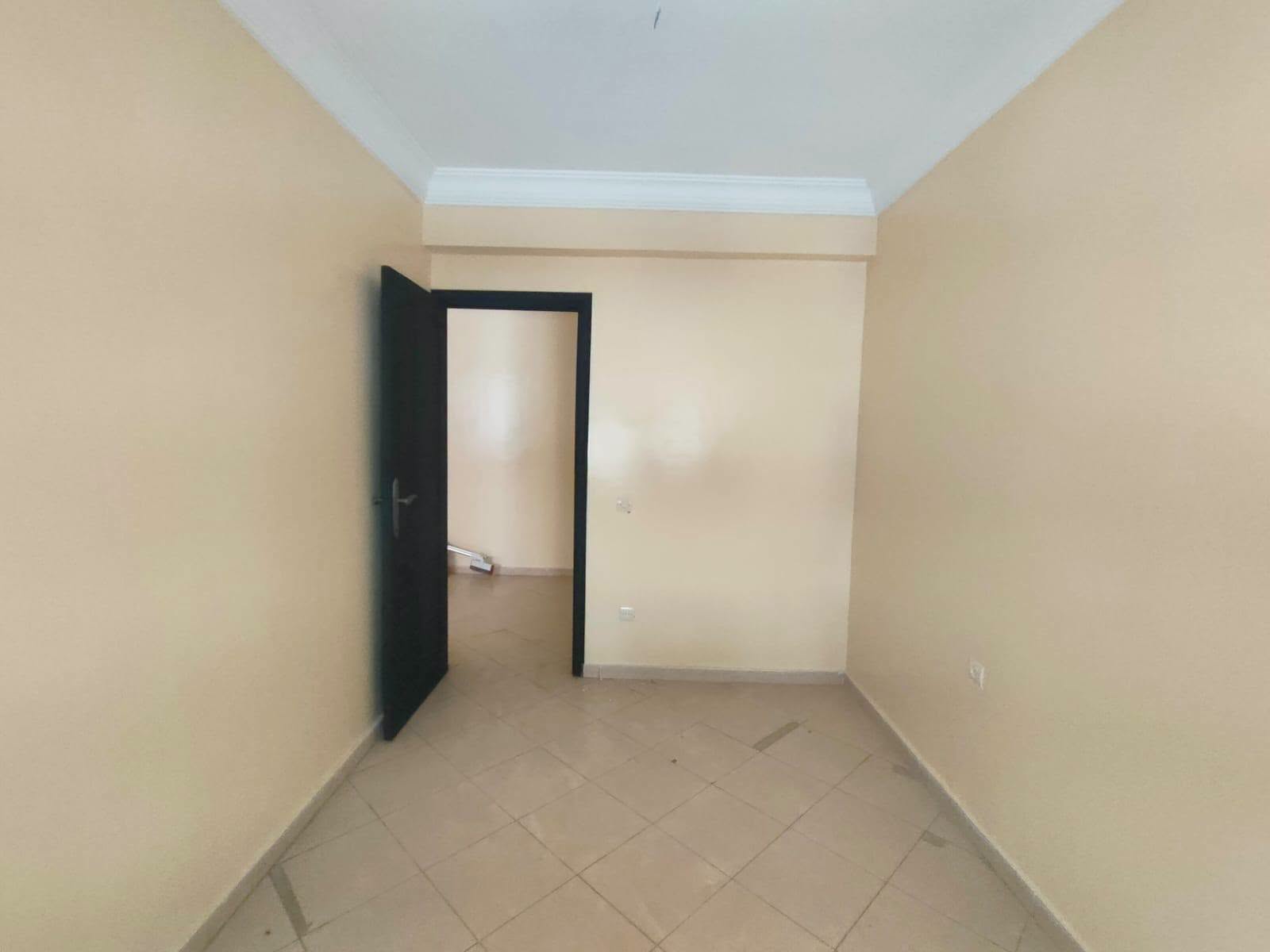 Appartement 64m² Roches Noires 4000 Dh — 5