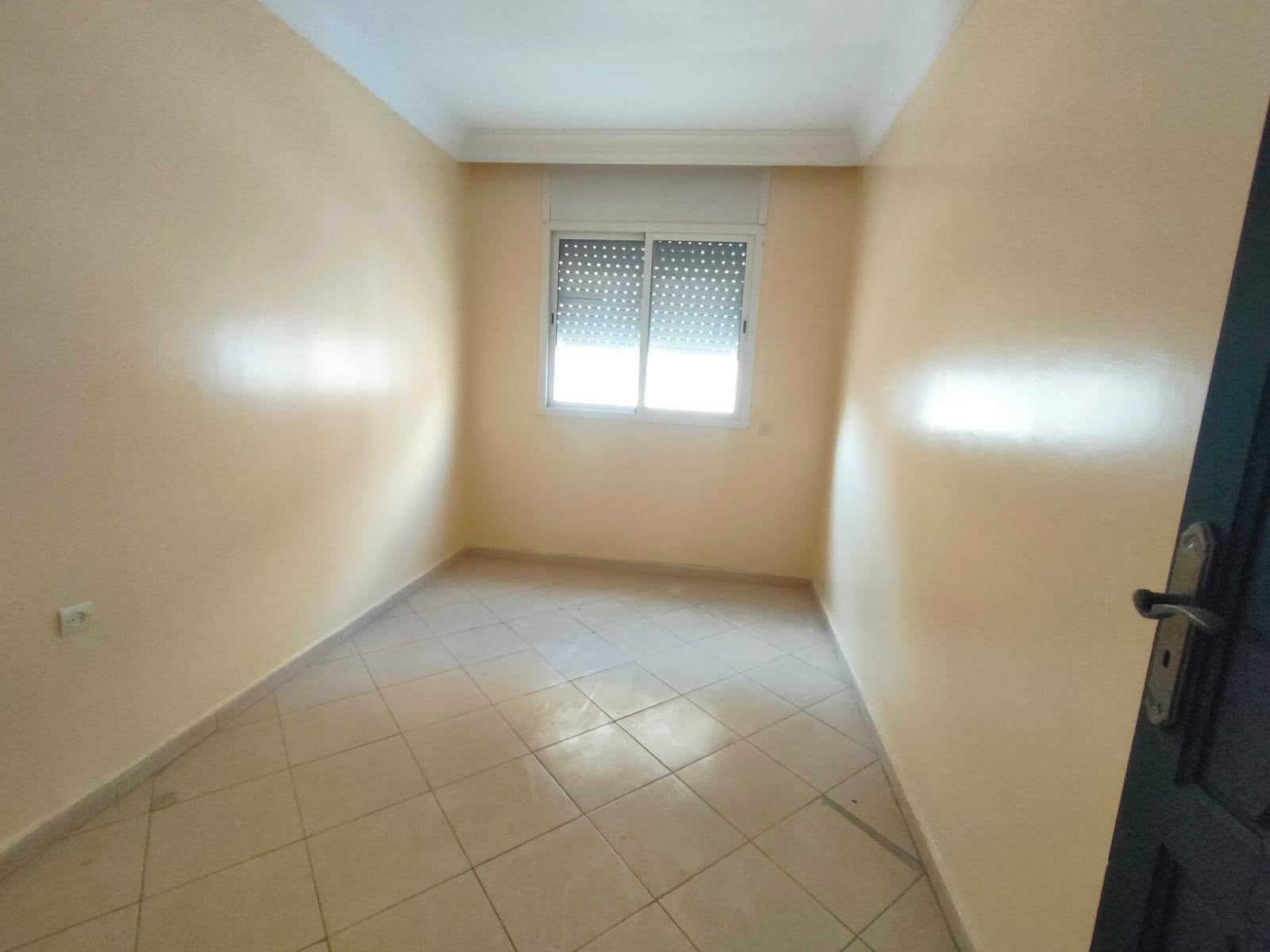 Appartement 64m² Roches Noires 4000 Dh — 4