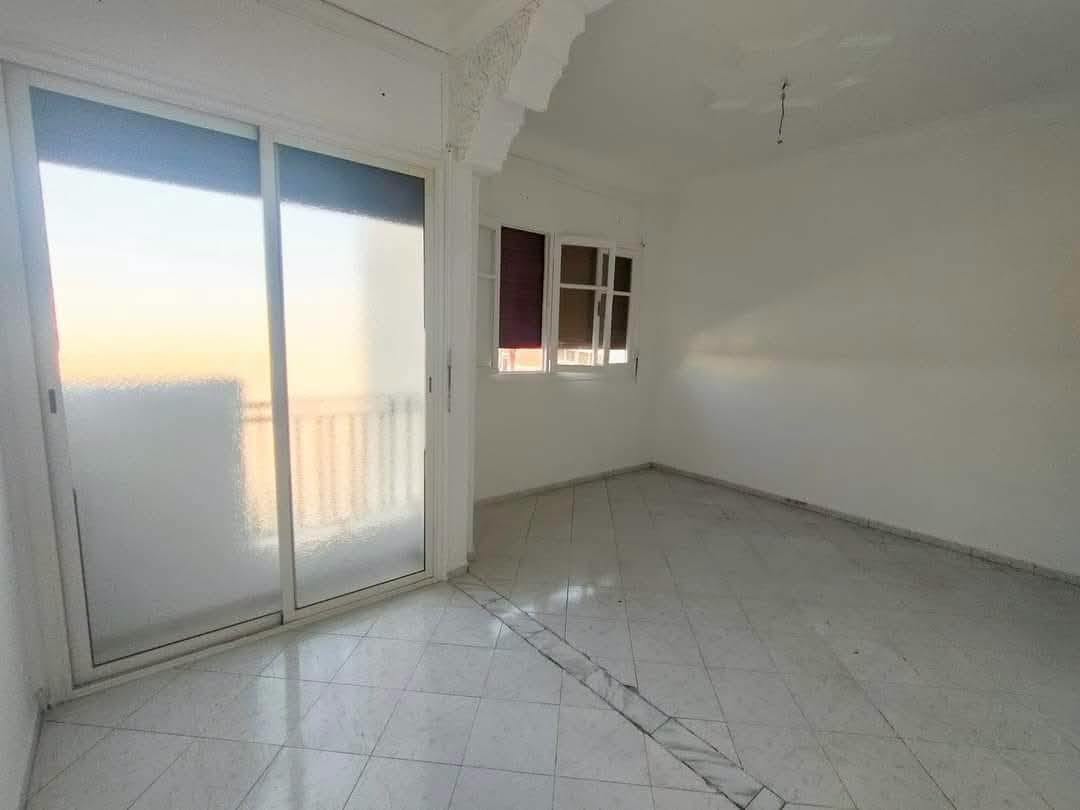 Appartement 80m² Mazola Hay Hassani 3700 dh — 2