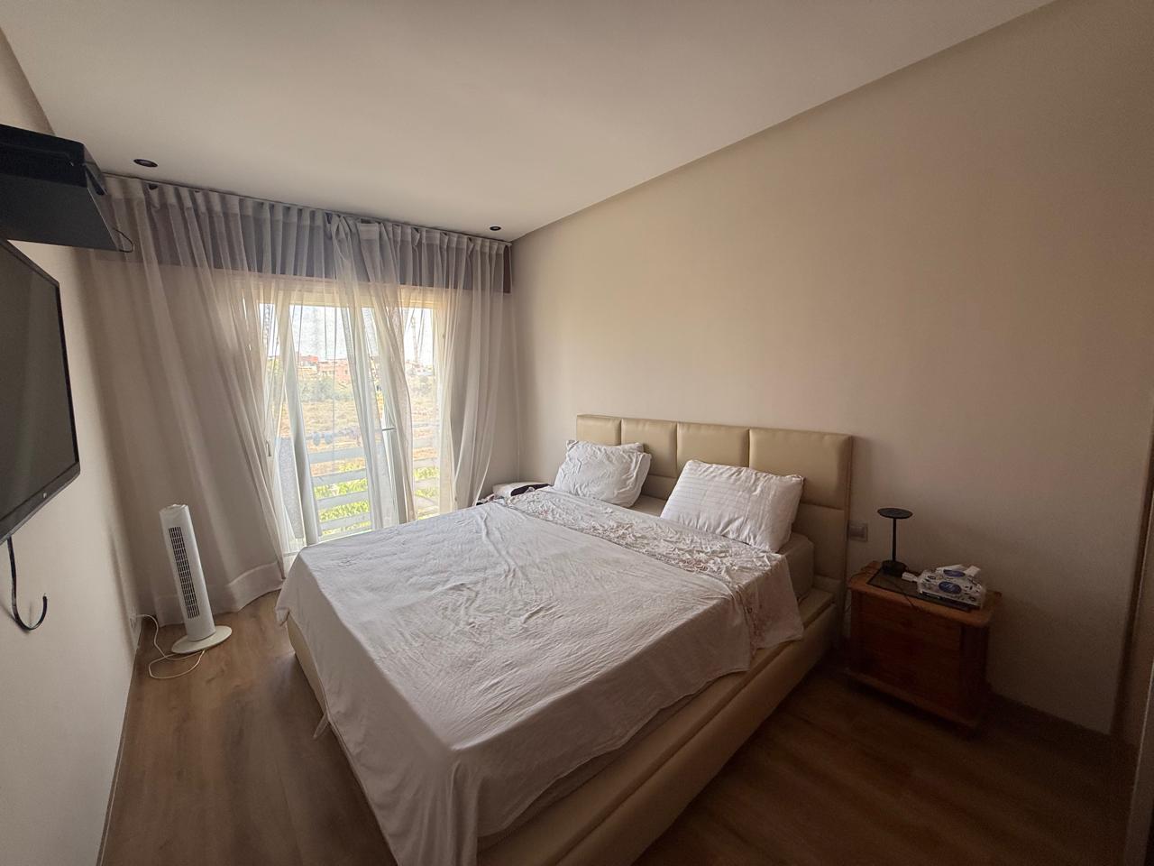 Dar Bouazza – Locat appartement rénové, meublé 2CH — 4