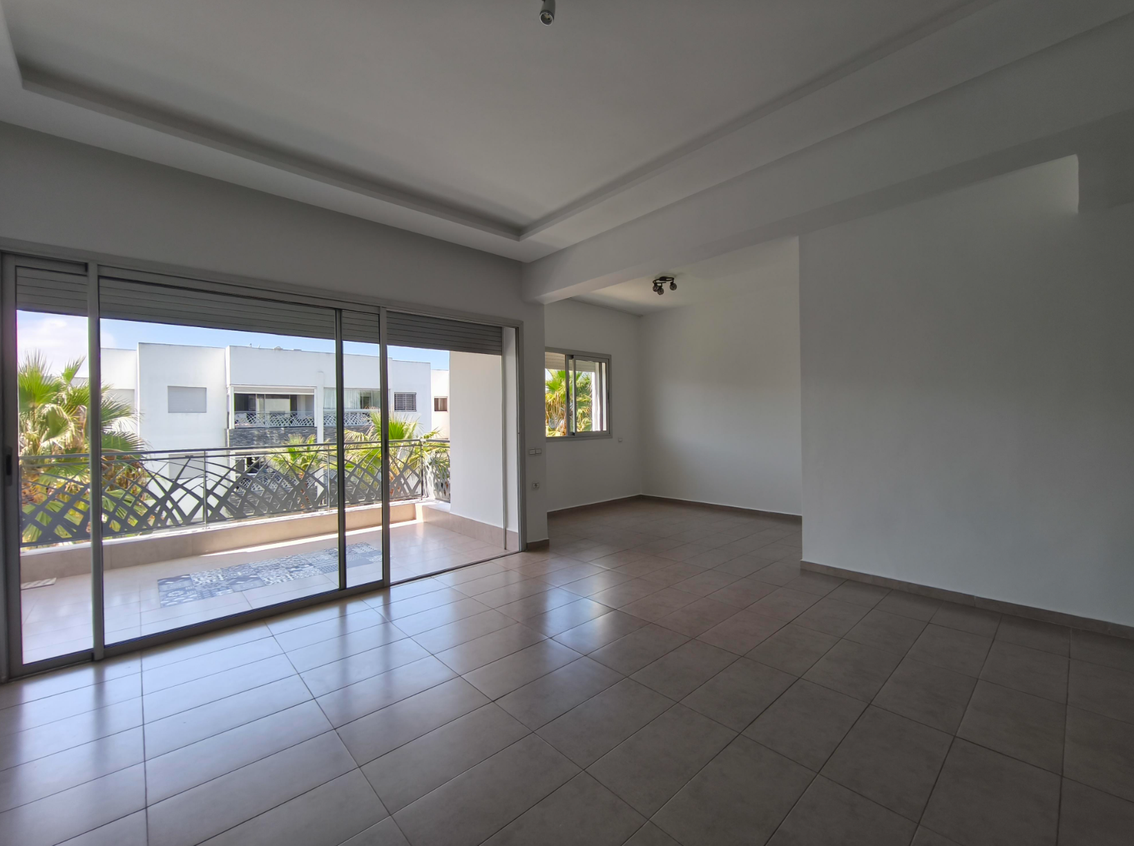 À Louer – Superbe Appartement de 110 m² à Deux Pas de l’Océan — 2