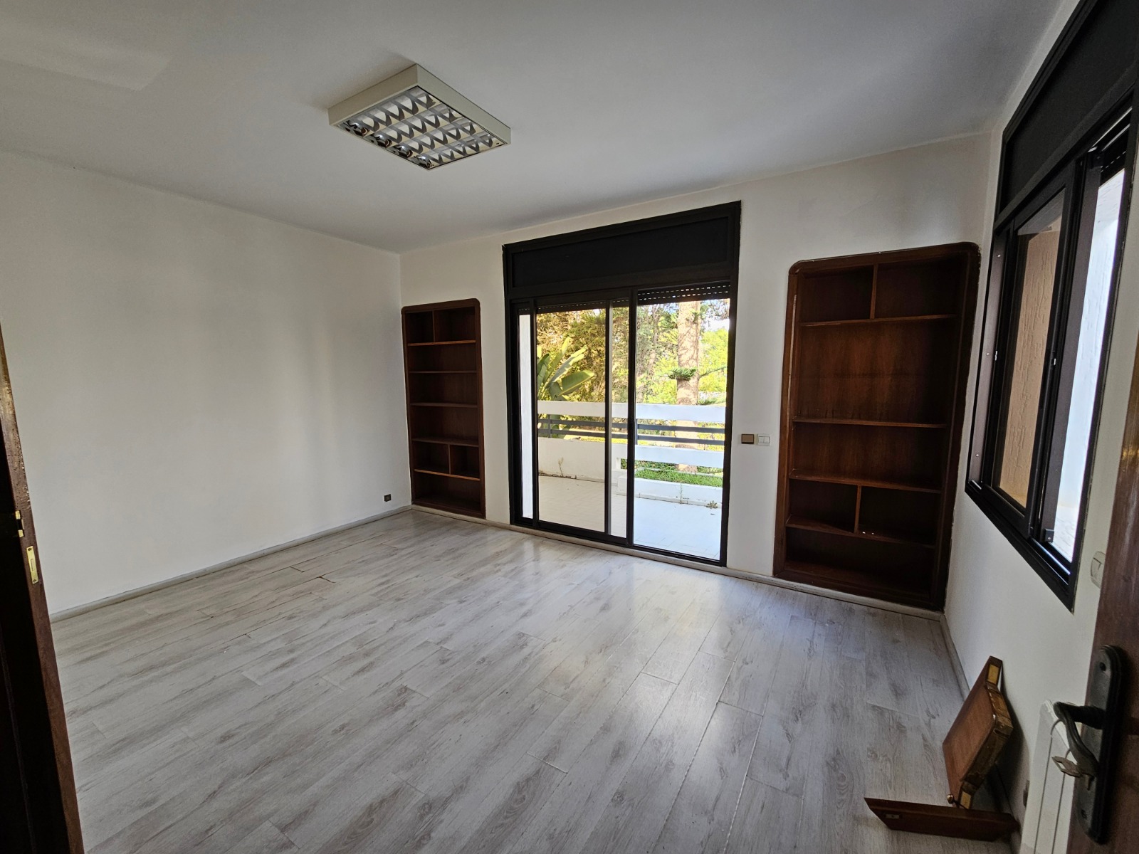 Villa 2300 m² f Souissi — 10