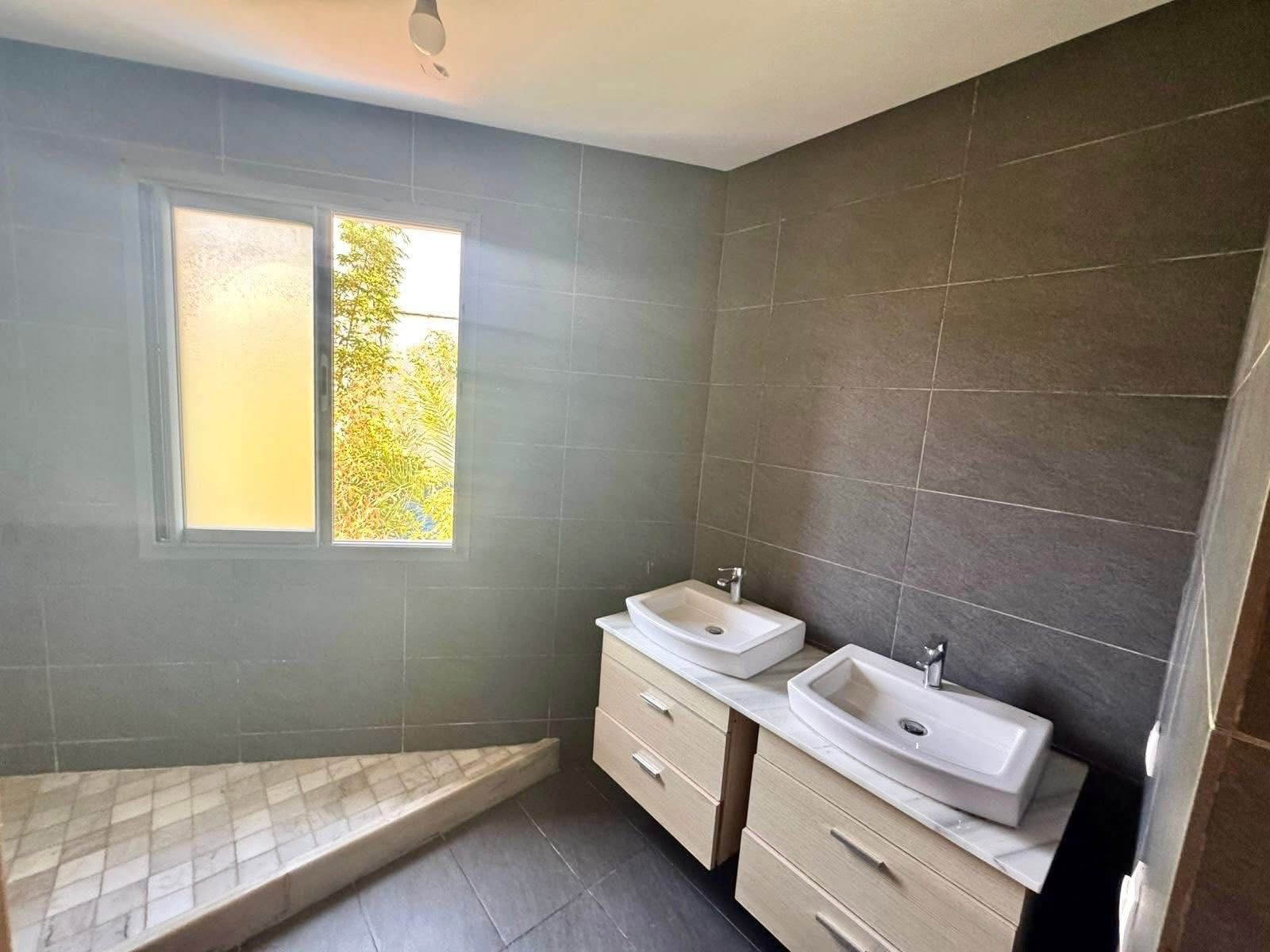 Dar Bouazza, Villa à vendre avec piscine 4 CH — 3