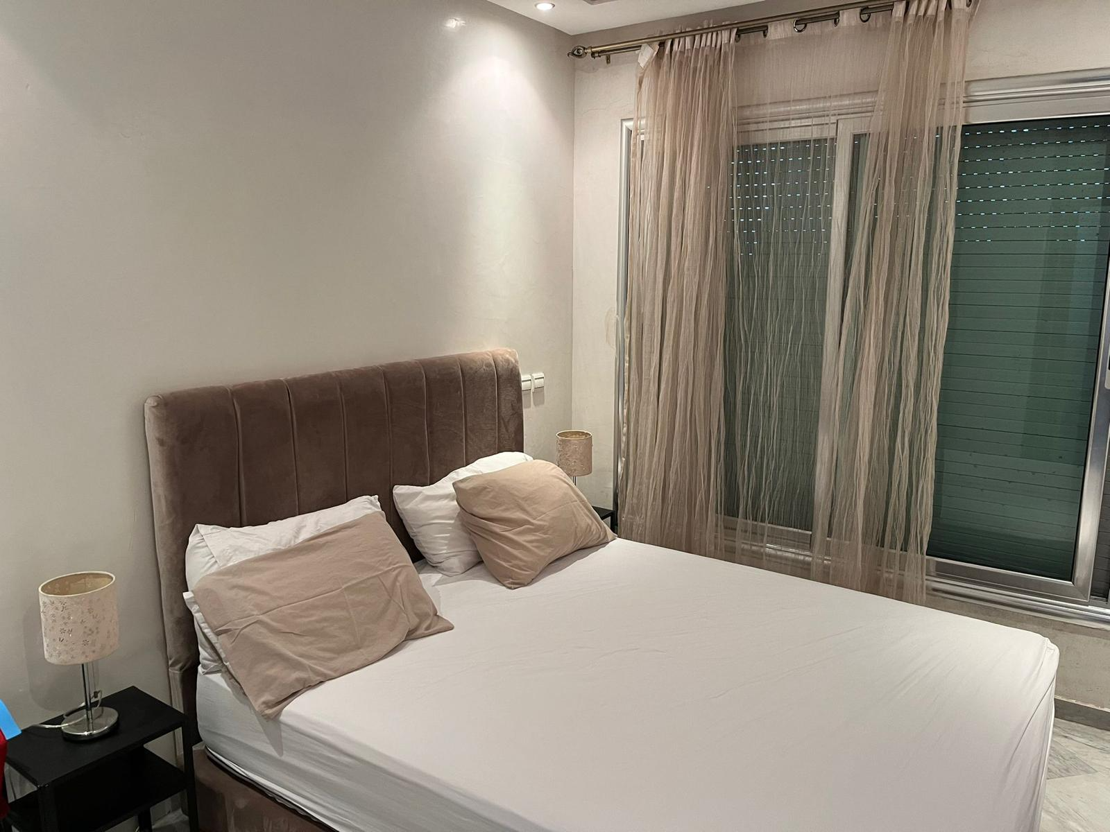 Roches Noires – Appartement vide à louer – 77 m/ 2CH — 3