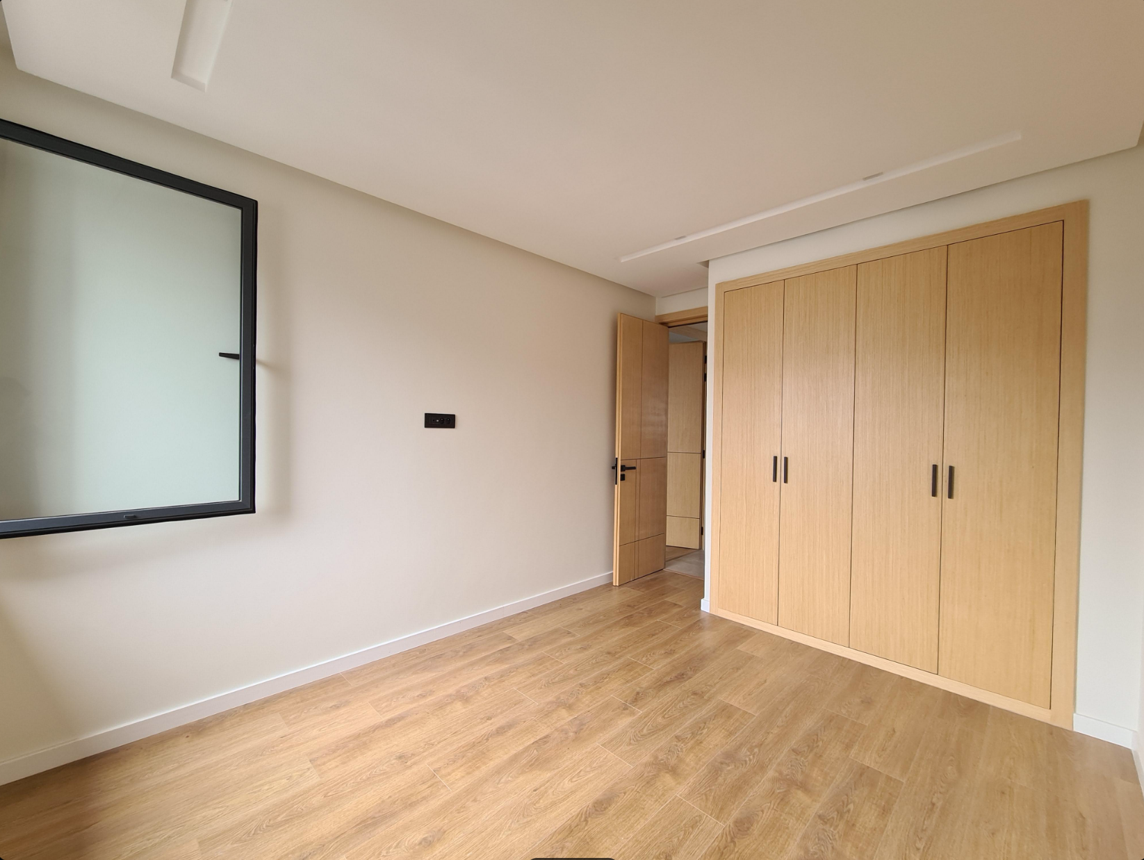 Appartement de standing neuf à louer meublé — 5