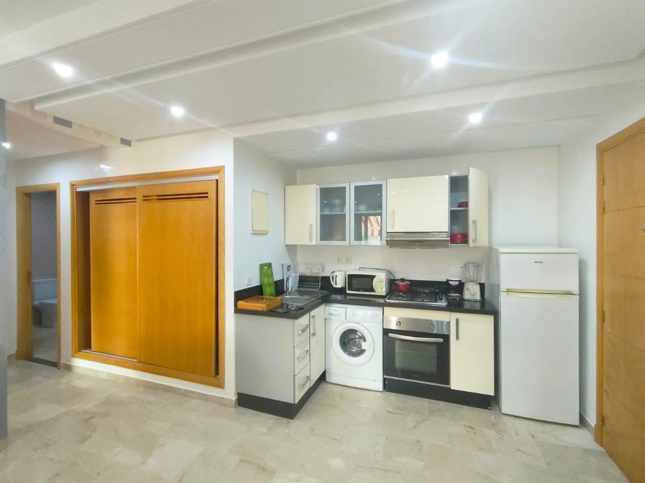 Studio meublé 45m² Mers Sultan TRAM 5250 dh — 4