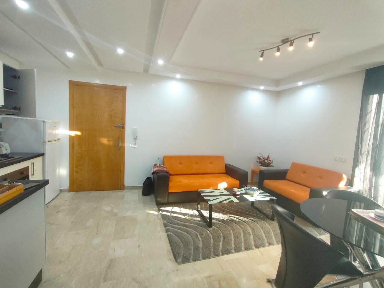 Studio meublé 45m² Mers Sultan TRAM 5250 dh — 2