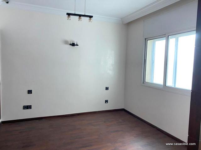Palmier: Location appartement vide 3 chambres, balcon. — 6