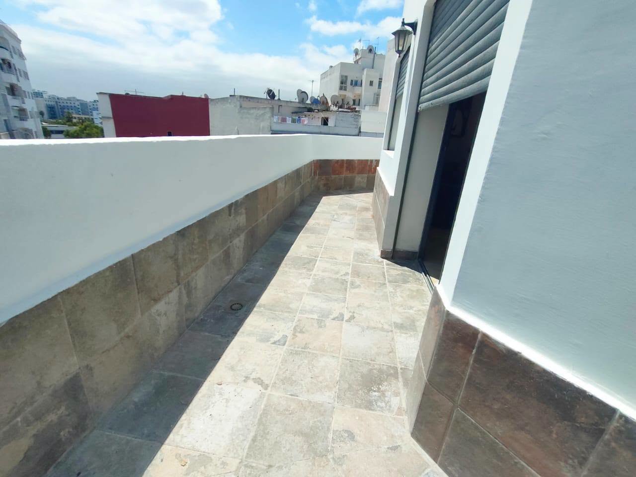 Studio terrasse meublé Bourgogne 5500 dh